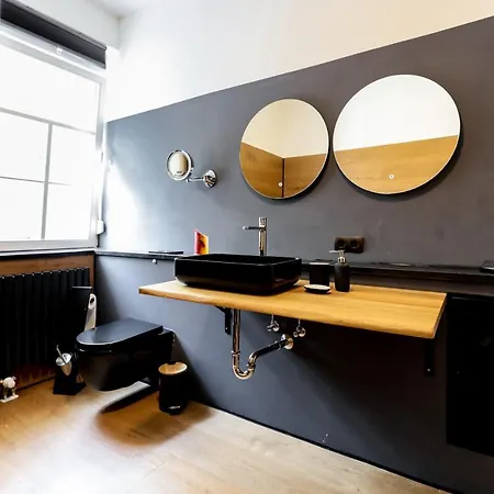 Bohnapartments Steigerwald - In Der Stadt - Vollausstattung - Wlan - Gratis Parkplaetze Appartement
