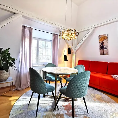 Bohnapartments Steigerwald - In Der Stadt - Vollausstattung - Wlan - Gratis Parkplaetze *