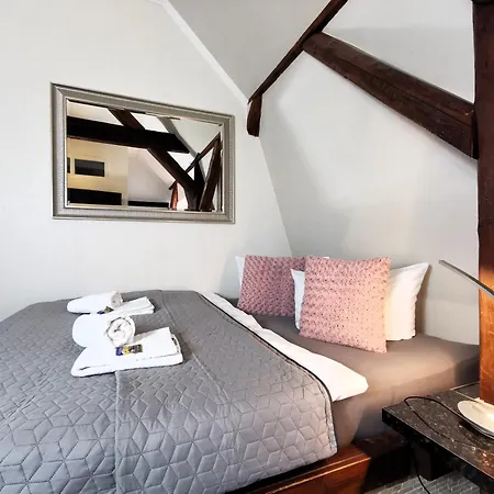 Bohnapartments Steigerwald - In Der Stadt - Vollausstattung - Wlan - Gratis Parkplaetze *